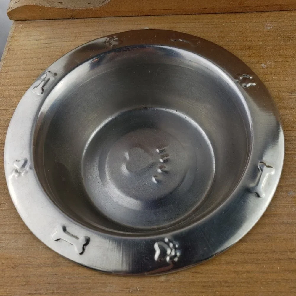 Wooden Elevated Pet Kitty Bowl Holder and Metal Bowls